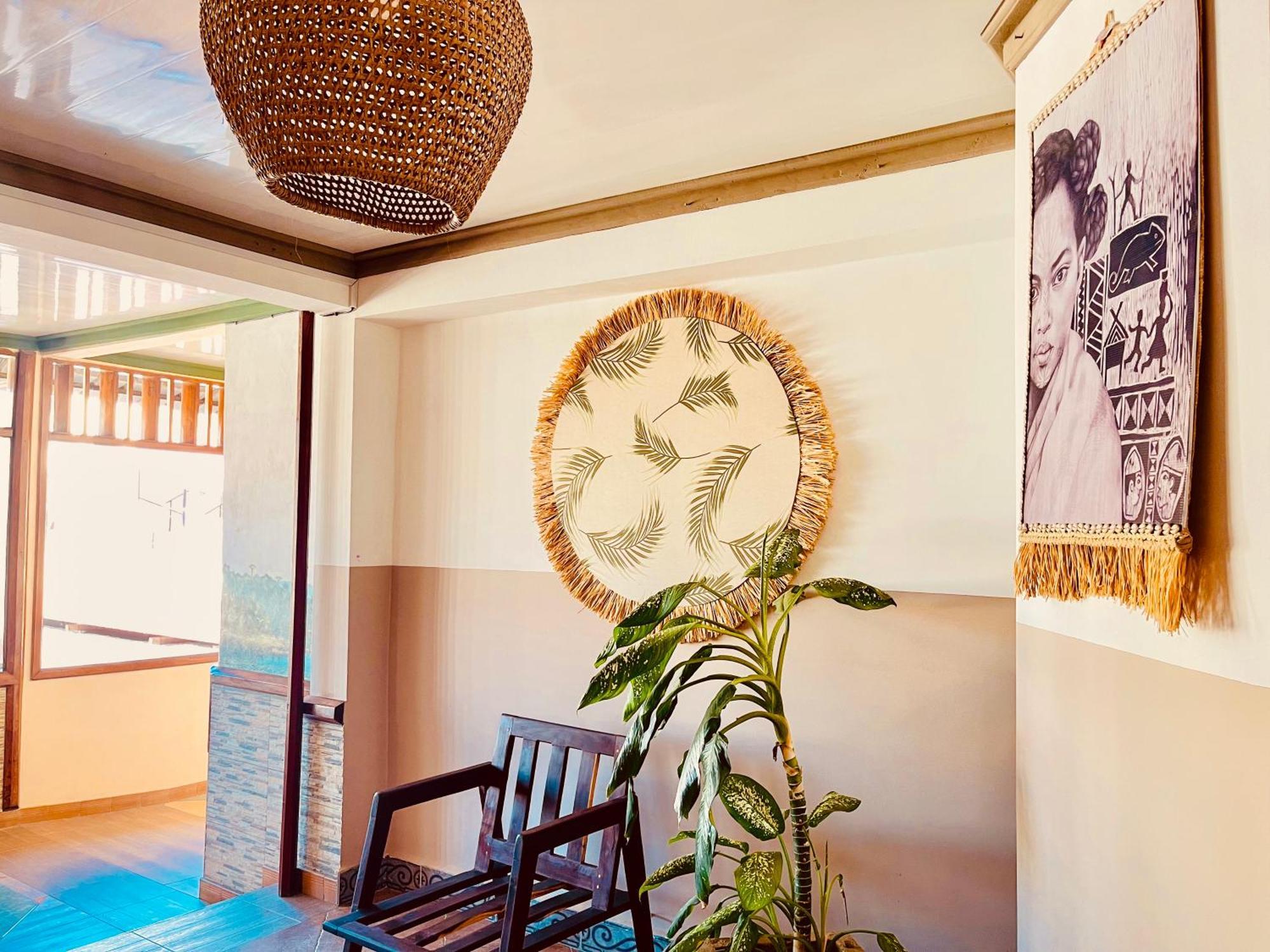 Hotel Le Nouvel Eden Toliara Esterno foto