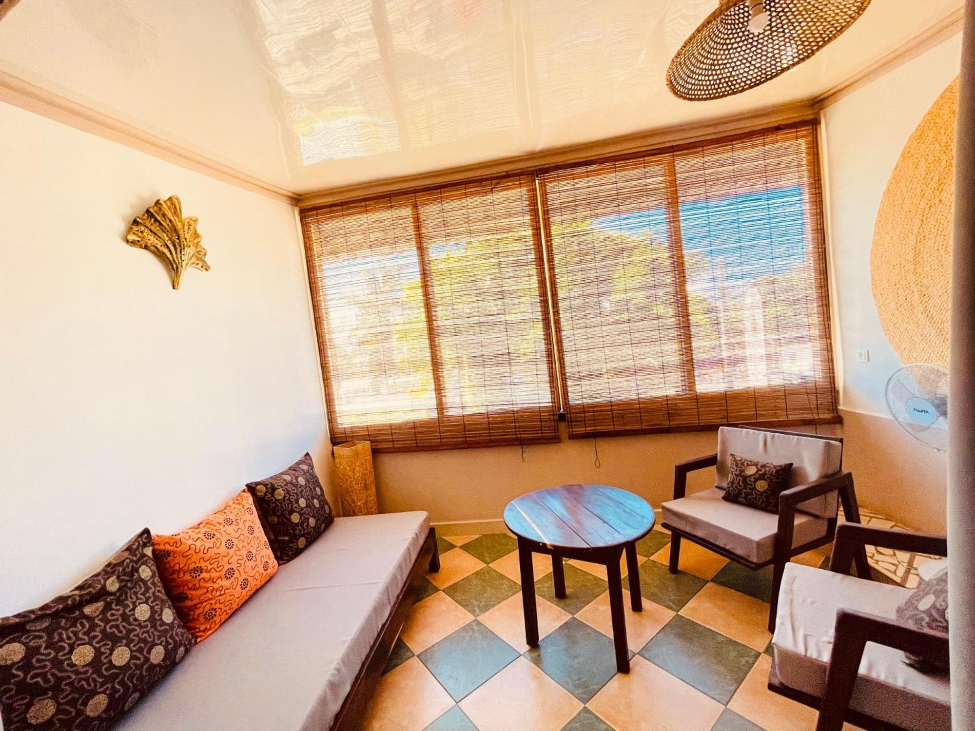 Hotel Le Nouvel Eden Toliara Esterno foto