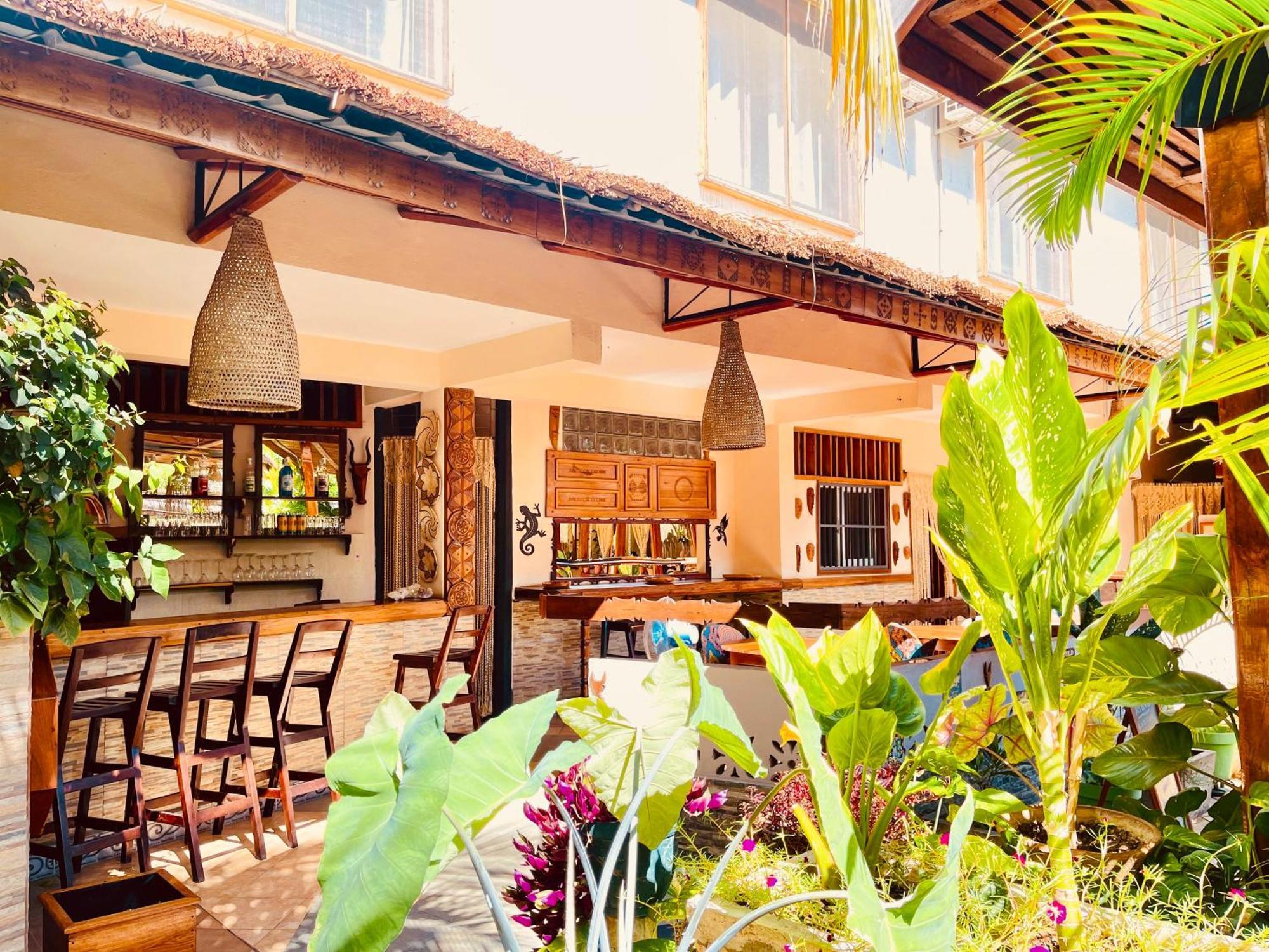 Hotel Le Nouvel Eden Toliara Esterno foto