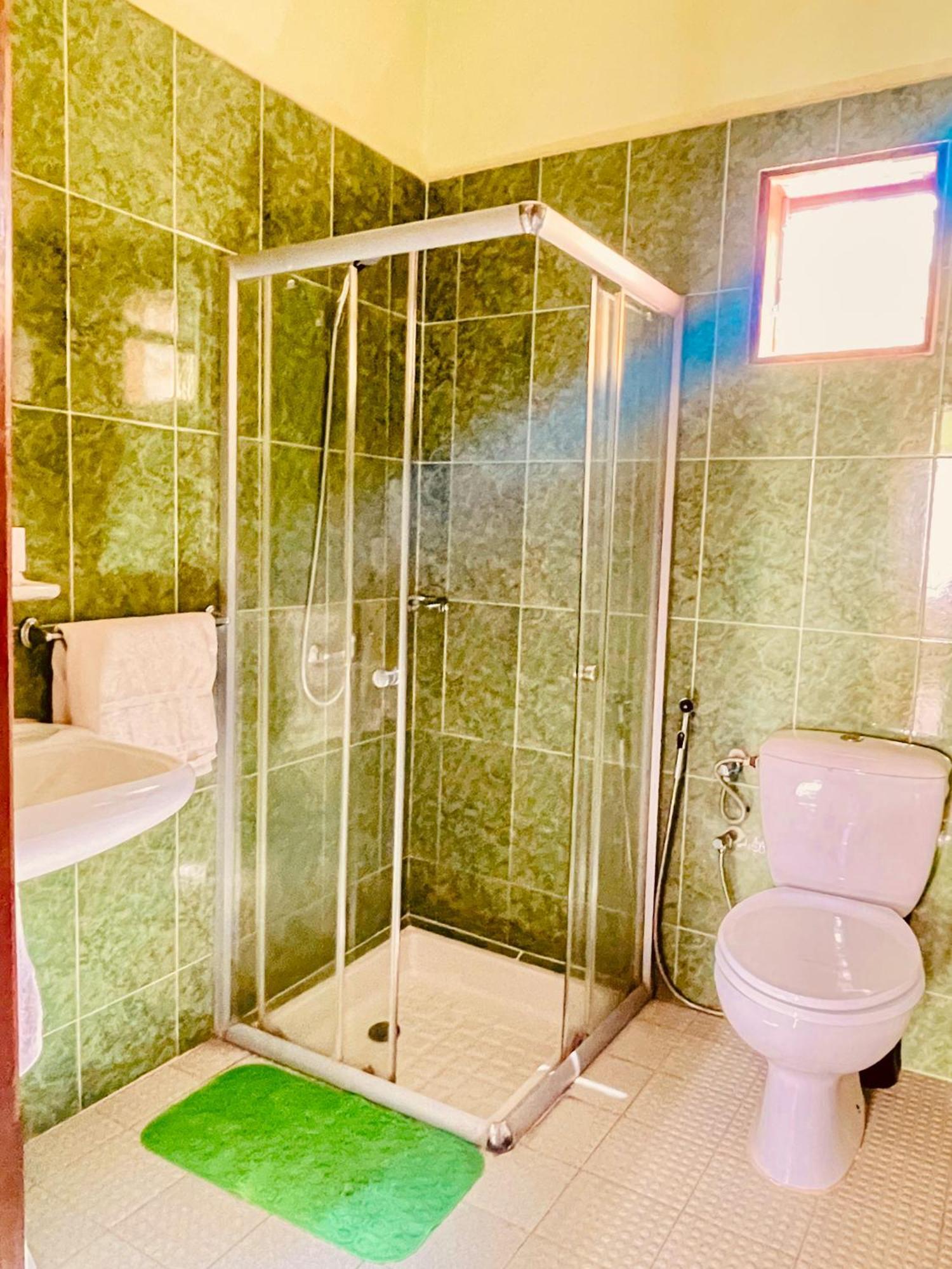 Hotel Le Nouvel Eden Toliara Esterno foto