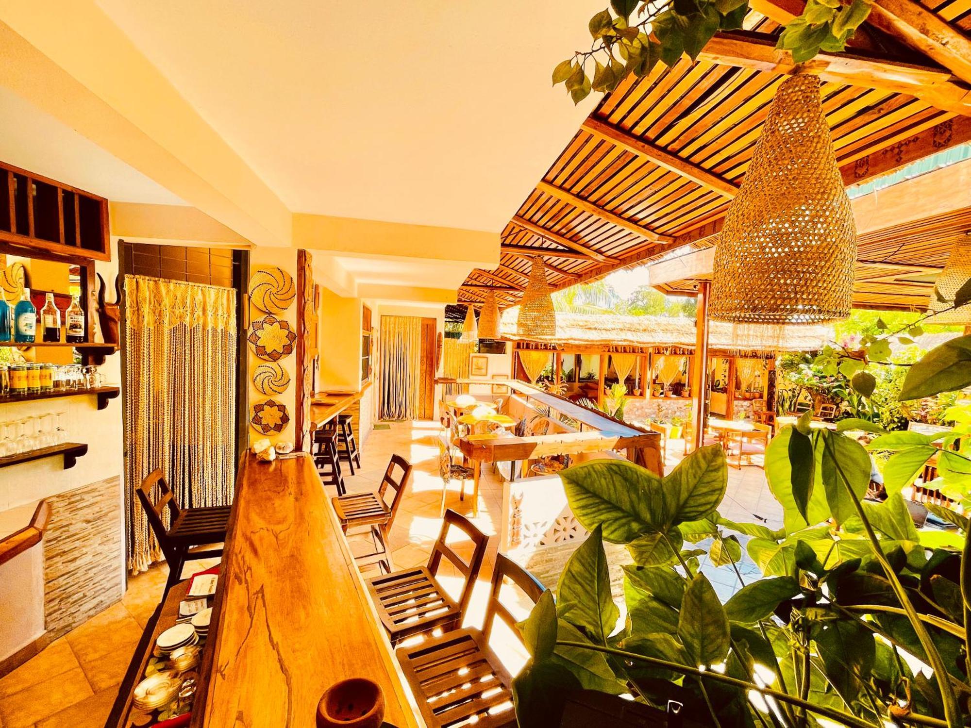 Hotel Le Nouvel Eden Toliara Esterno foto