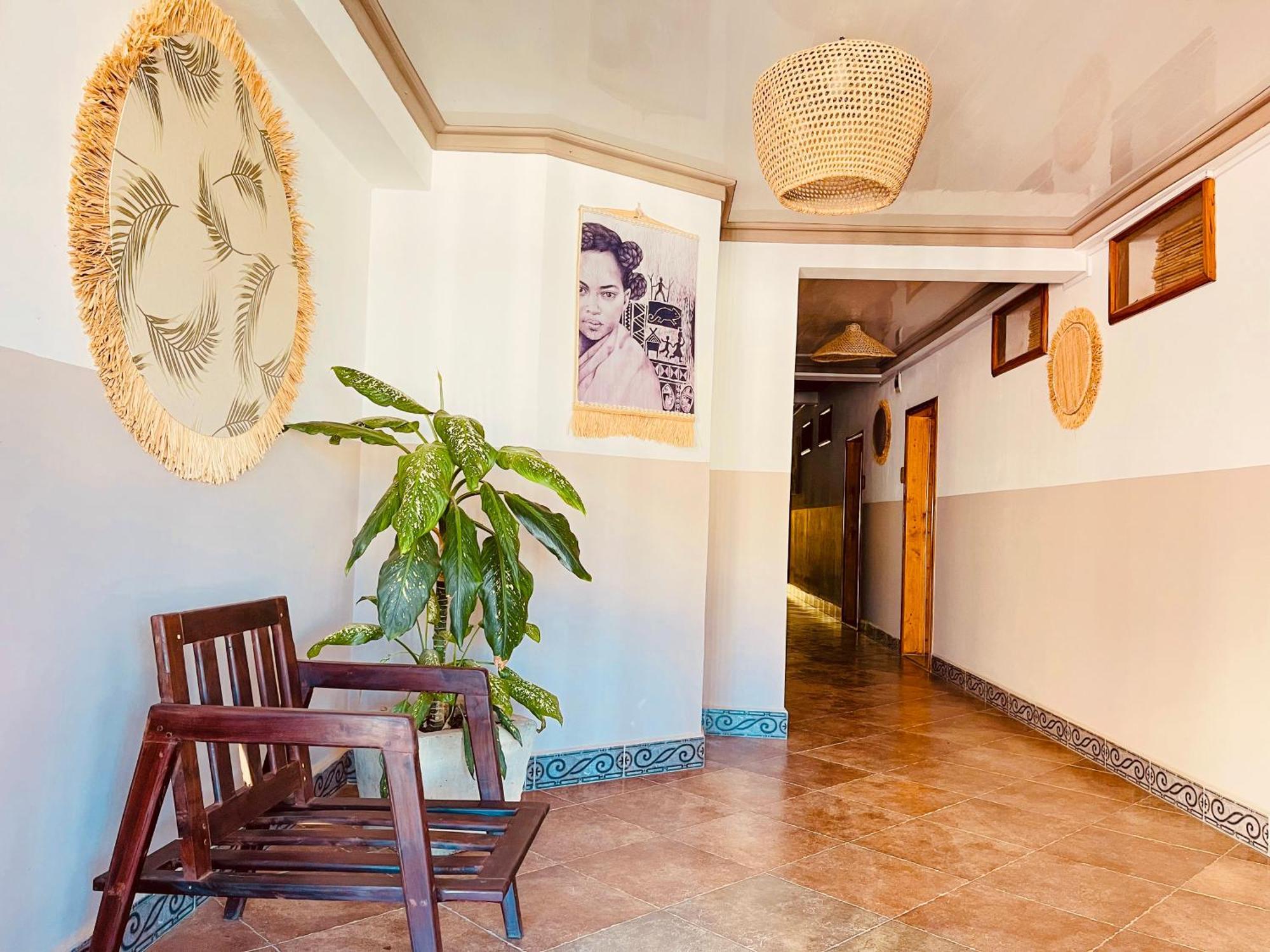 Hotel Le Nouvel Eden Toliara Esterno foto